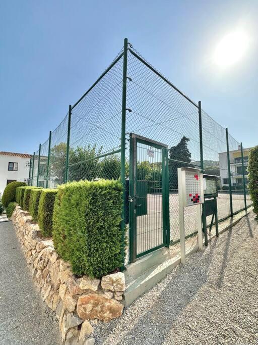 The Golden Oak In Calella Centre - 100M From Beach Palafrugell Exterior foto